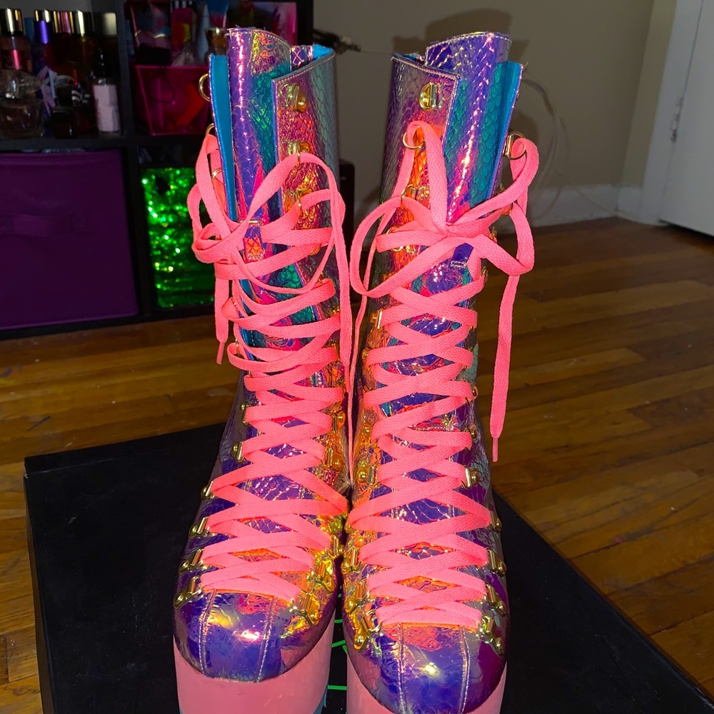 Rainbow snakeskin platform boots✨✨✨